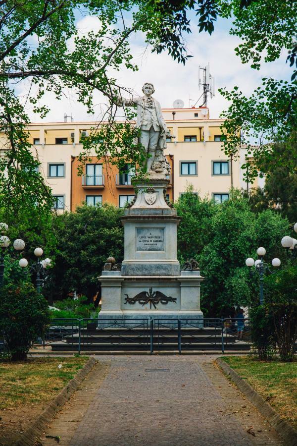 Astrea Hotel Caserta Buitenkant foto